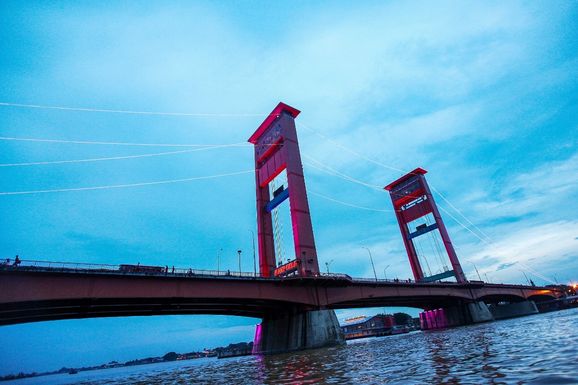 5 Fakta Jembatan Ampera Infrastruktur Ikonik Kota Palembang