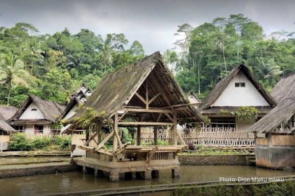 Kampung Naga Wisata Adat Tasikmalaya