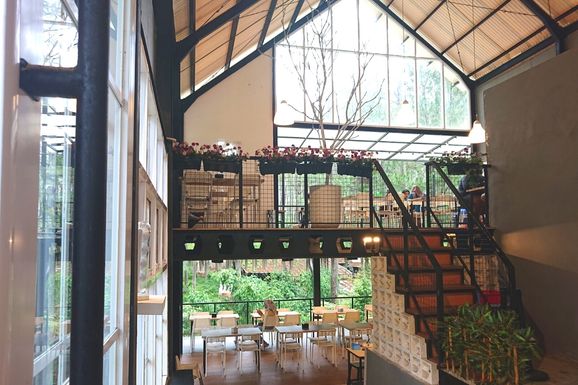 Healing Ke Cikole Bandung, Destinasi Cantik Yang Punya Sederet Kafe Estetik