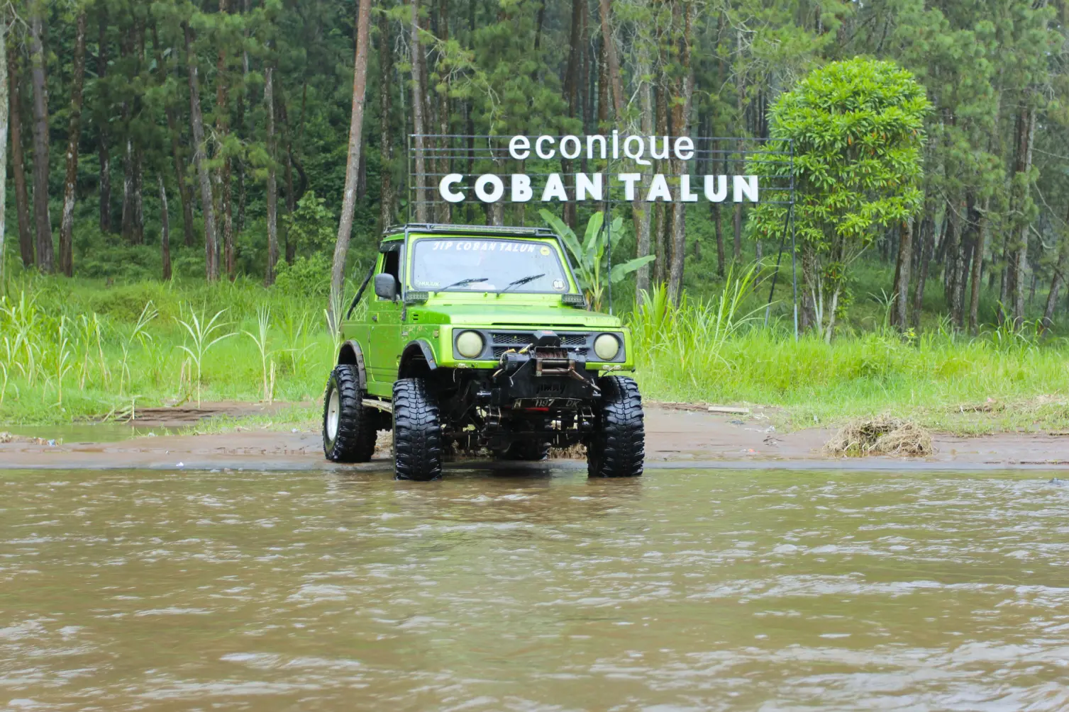 Pesona Coban Talun Batu: Air Terjun hingga Off-Road Seru di Alam Terbuka