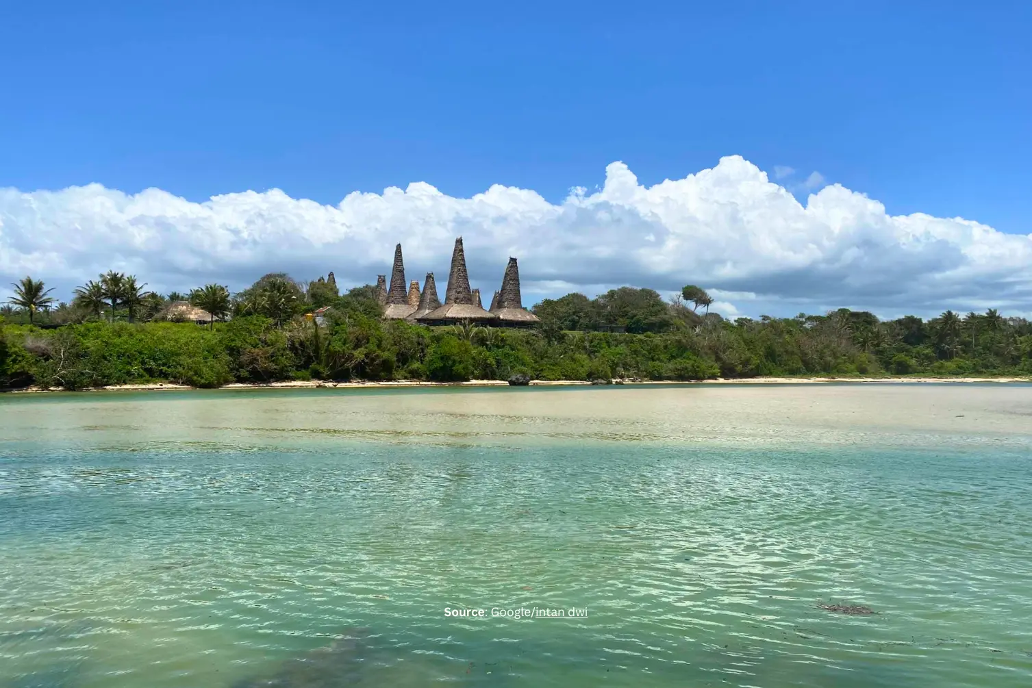 Kampung Adat Rotenggaro, Nusa Tenggara Timur.webp