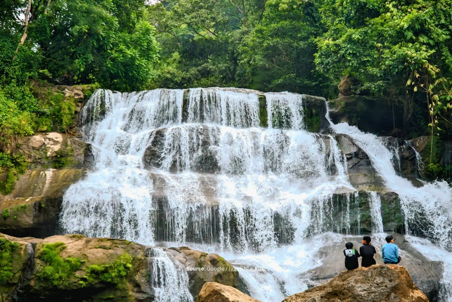 Air Terjun Lacolla di Maros, Sulawesi Selatan.webp