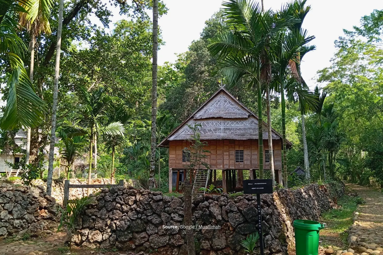 Desa Adat Ammatoa Kajang.webp