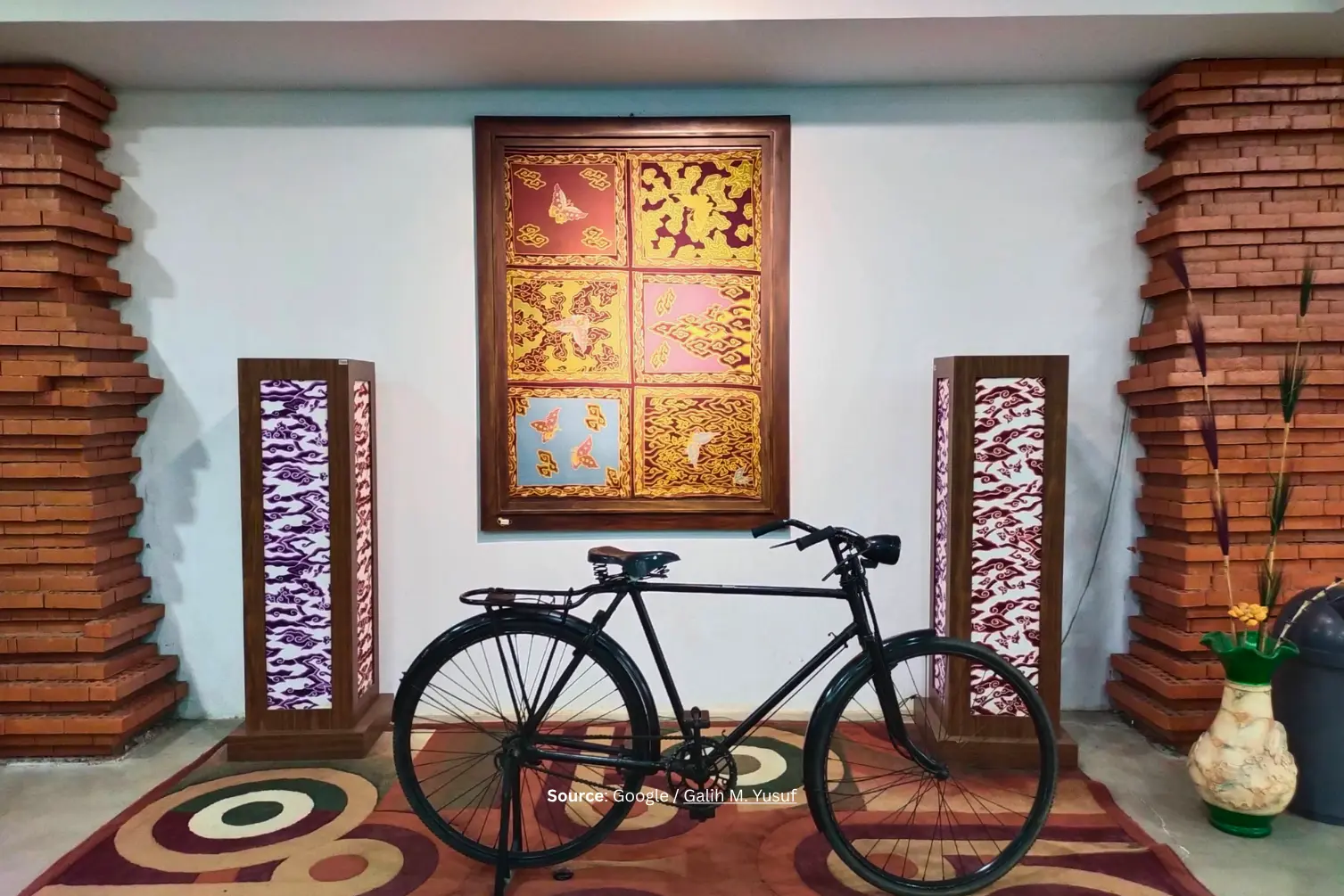 Kampung Batik Trusmi Cirebon.webp