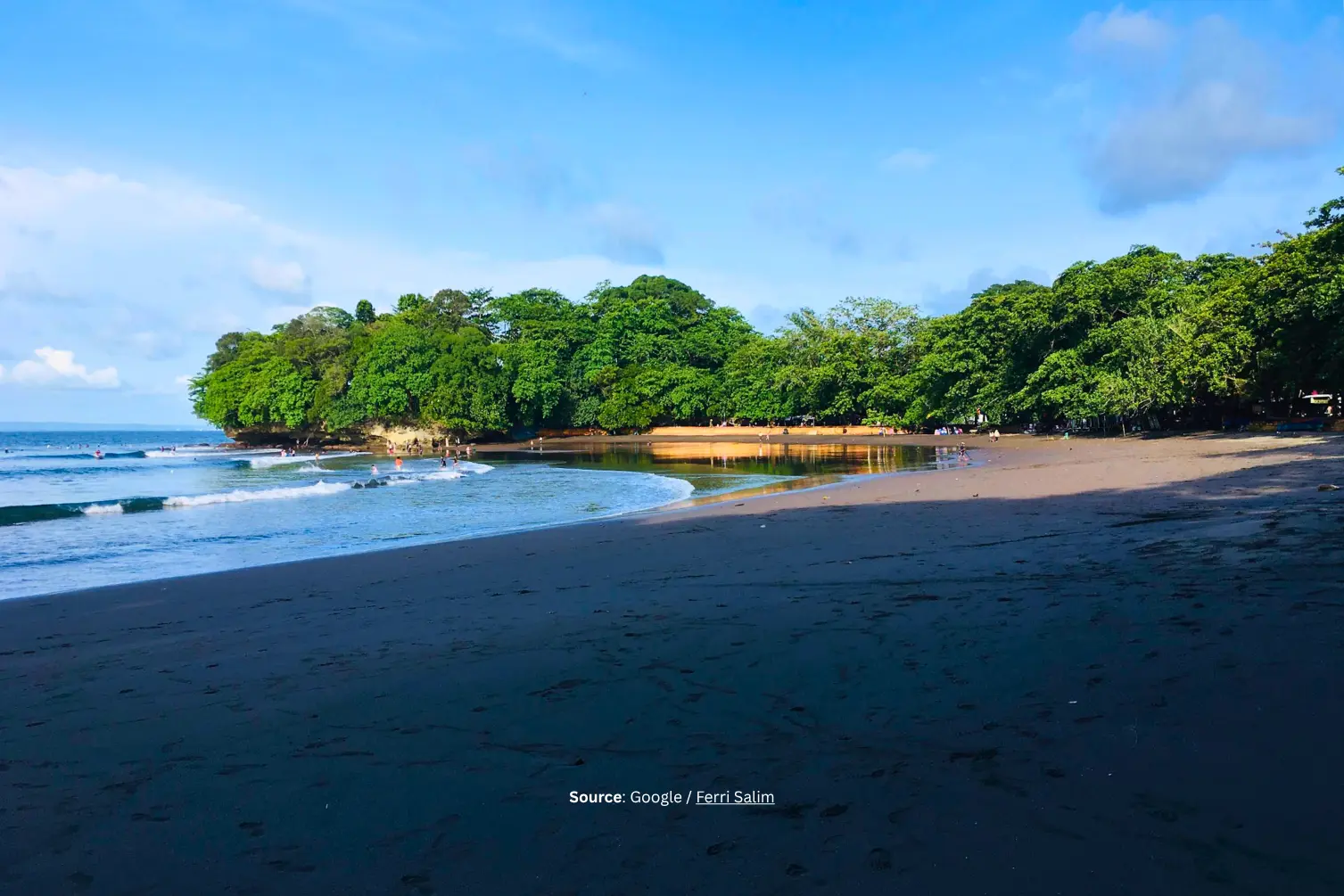 Pantai Batukaras, Versi Santai dari Pantai Pangandaran.webp