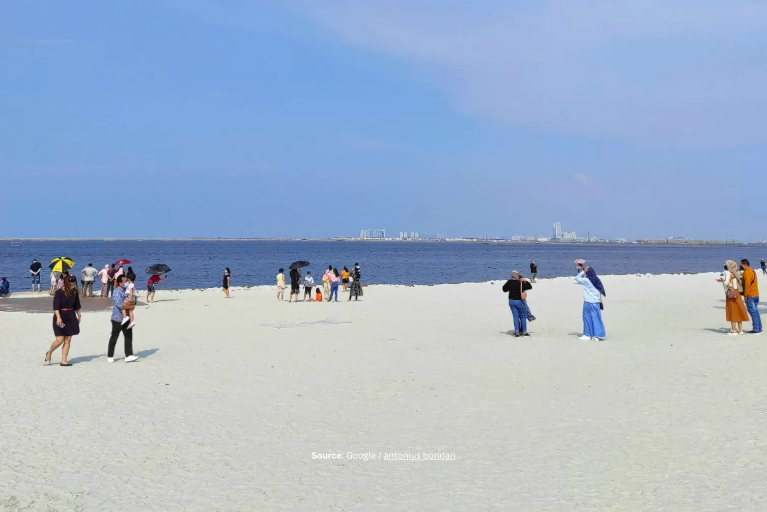 Pantai Pasir Putih PIK, Pantai Modern Dekat Kota.webp