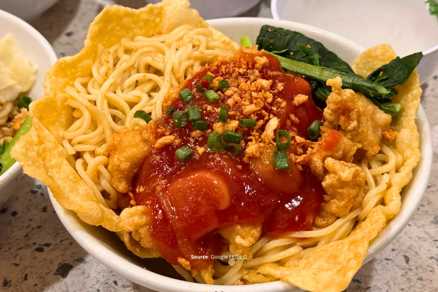 Cwie Mie makanan khas Malang.webp